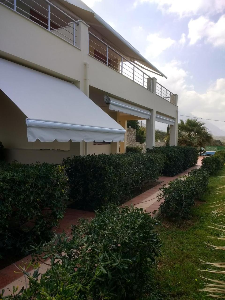 Tholos Bay Suites Kavoúsion Exterior foto