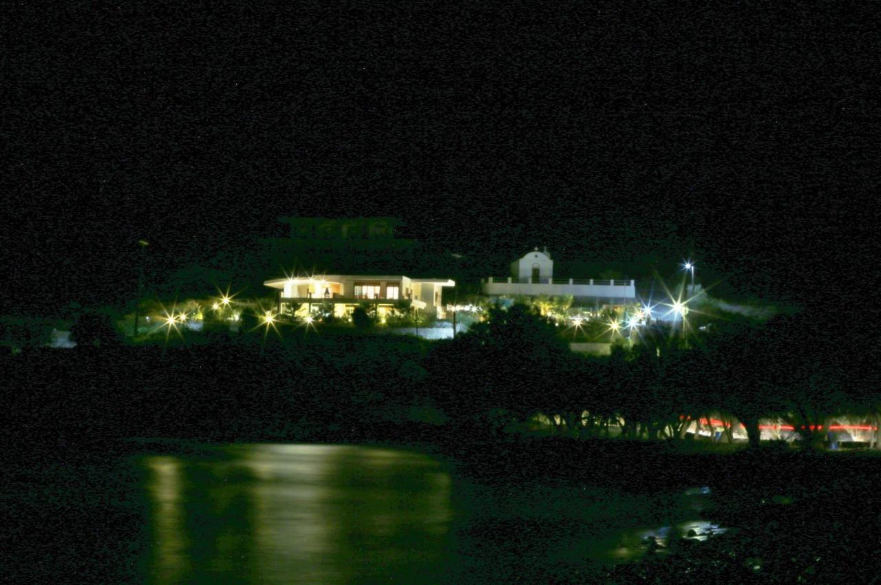 Tholos Bay Suites Kavoúsion Exterior foto